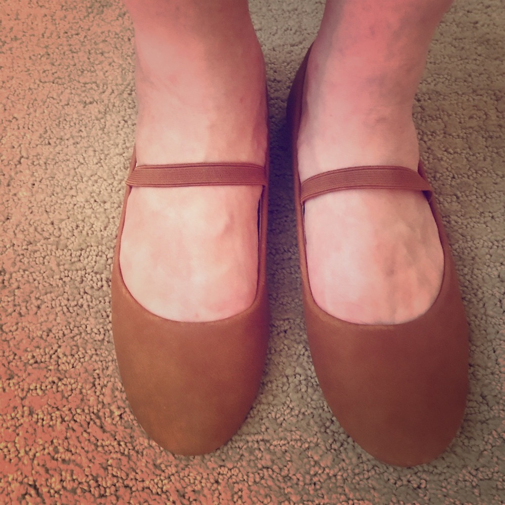Bella Marie ballet flats brown size 7